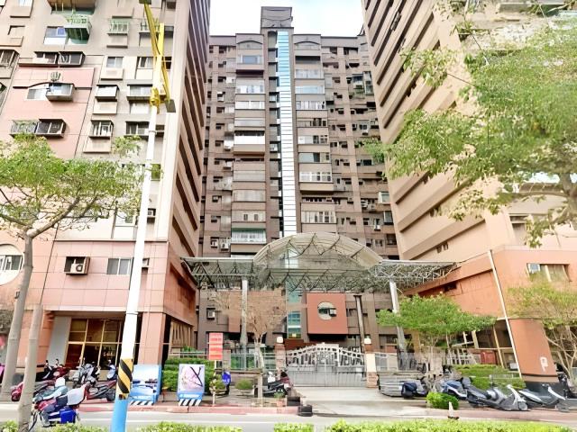 新北八里大樓法拍-2