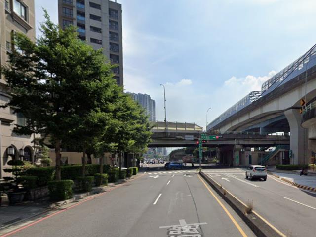新北三重大樓法拍-6